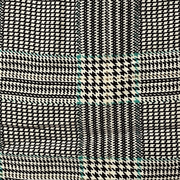 TOBI Gingham Wrap Dress with Ruffle Detail - Picture 5 of 7